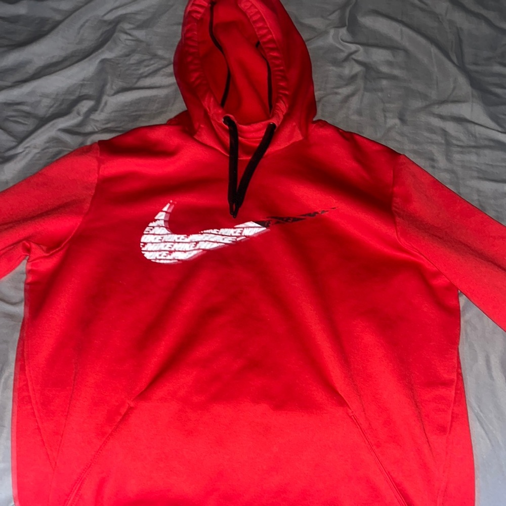 Nike workout hoodie! Size M